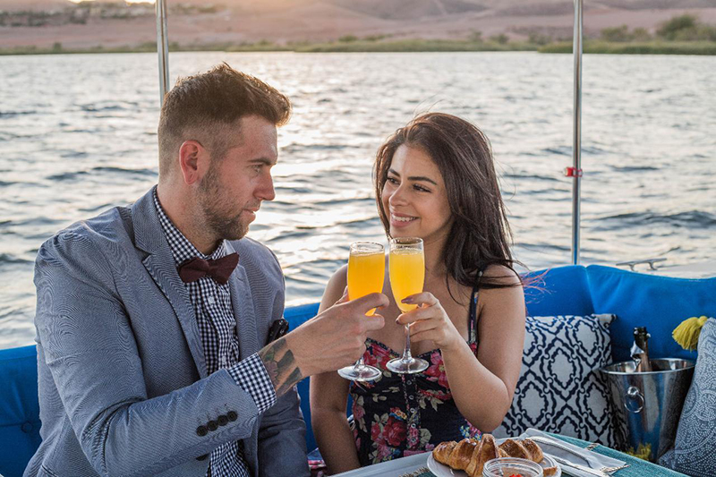 "Valentines Day cruise in lake Las Vegas"