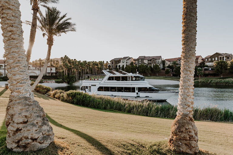 yacht cruise lake las vegas